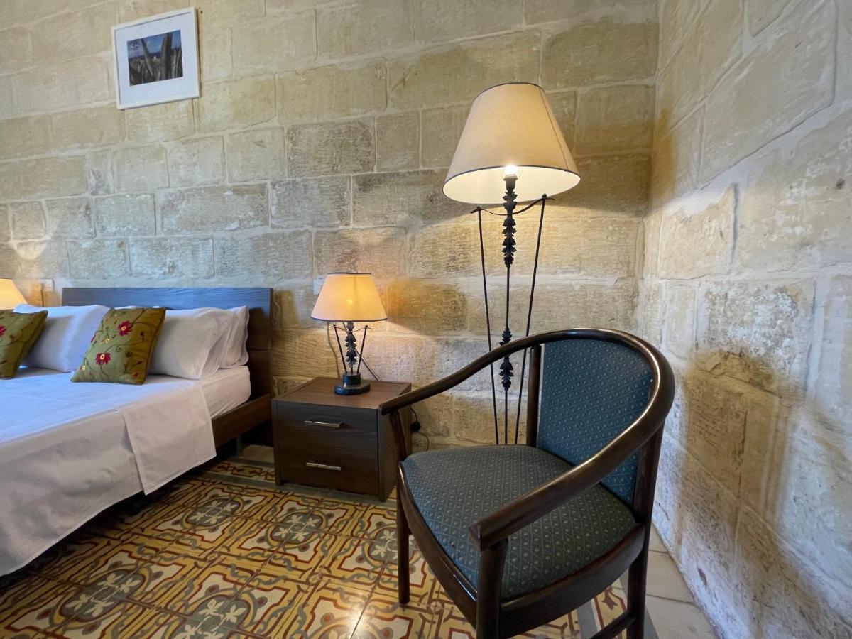 Penelope Townhouse Hotel Ghajn il-Kbira  Exterior photo
